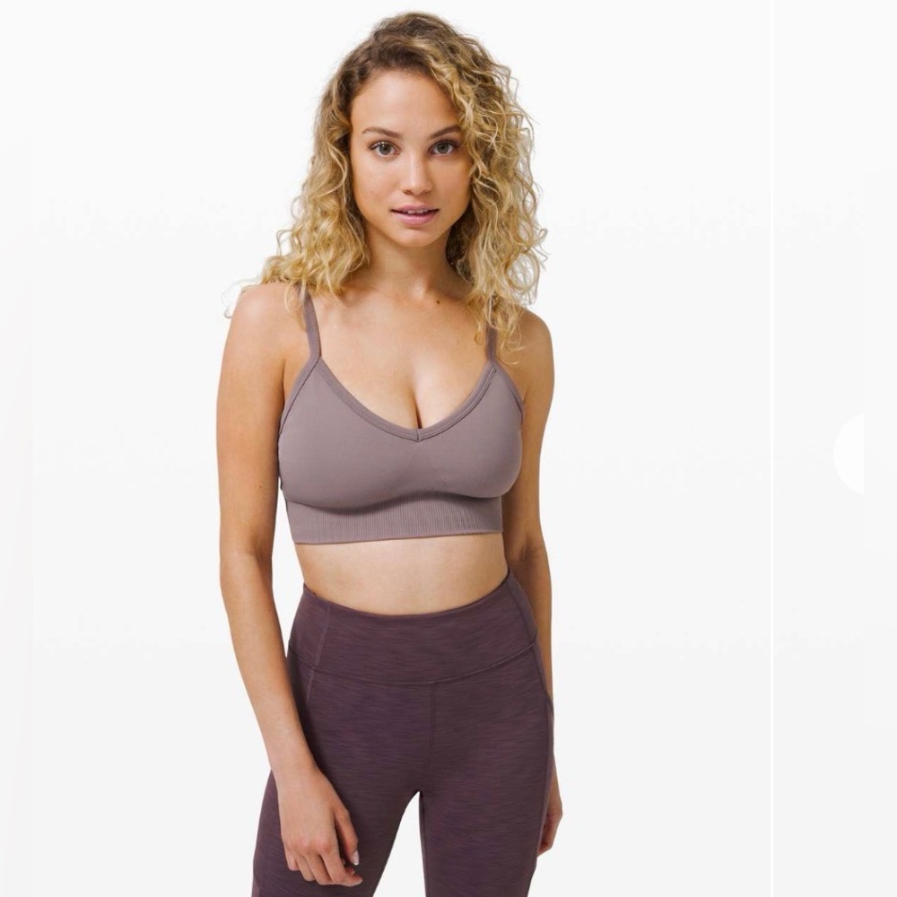 Lululemon‎ Ebb to Street Bra *C/D Cup